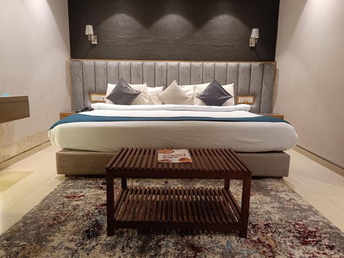Hotel Mayfair Tower 콜카타 외부 사진